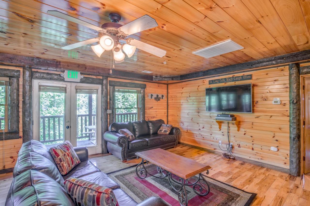 גטלינבורג Pine Tree Lodge מראה חיצוני תמונה