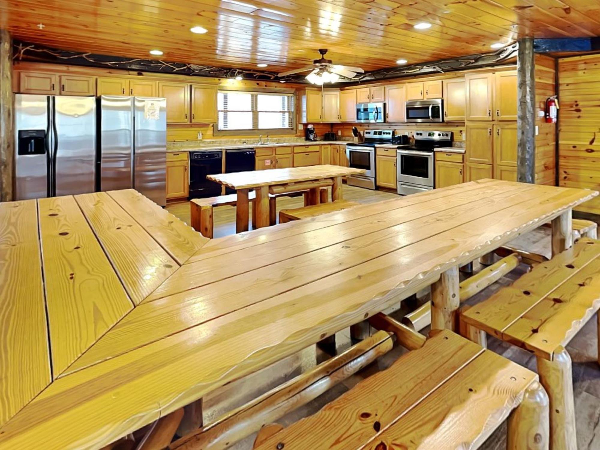 גטלינבורג Pine Tree Lodge מראה חיצוני תמונה
